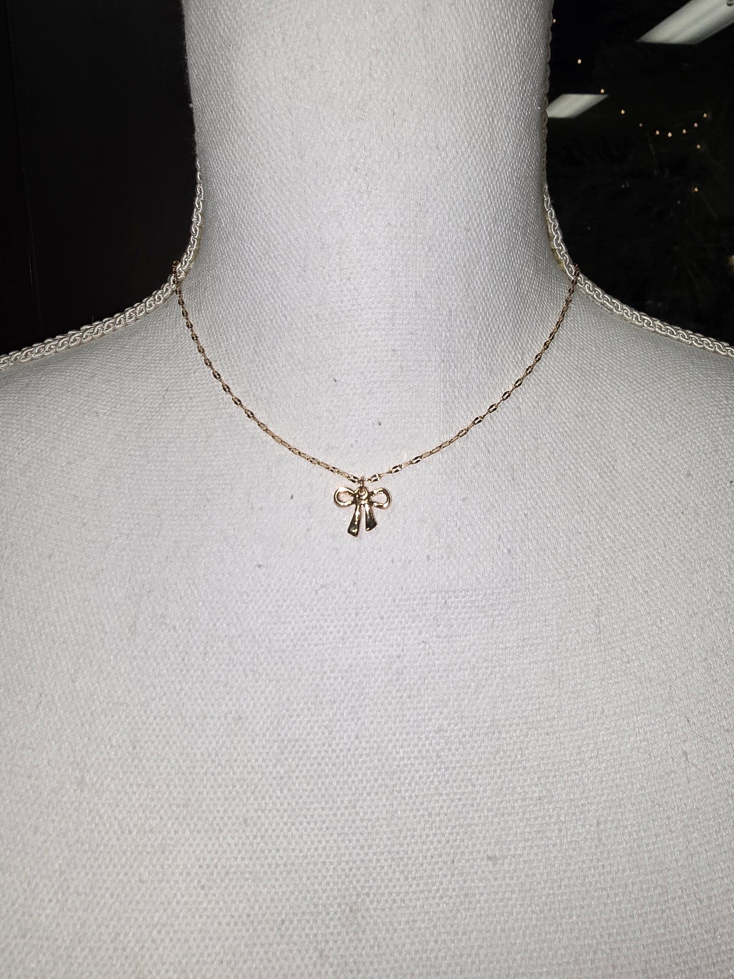 Dainty Goldtone Bow Necklace & Round Earring Set