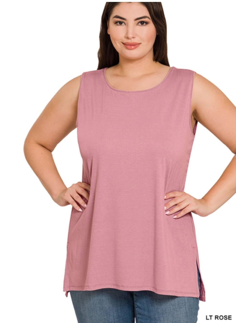 Plus Sleeveless Round Top