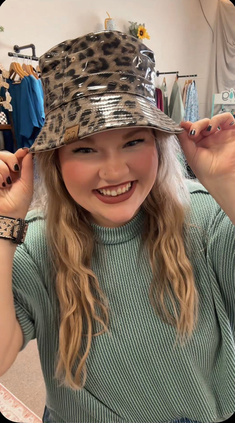 CC.Beanie Leopard Reversible Rain Bucket Hat