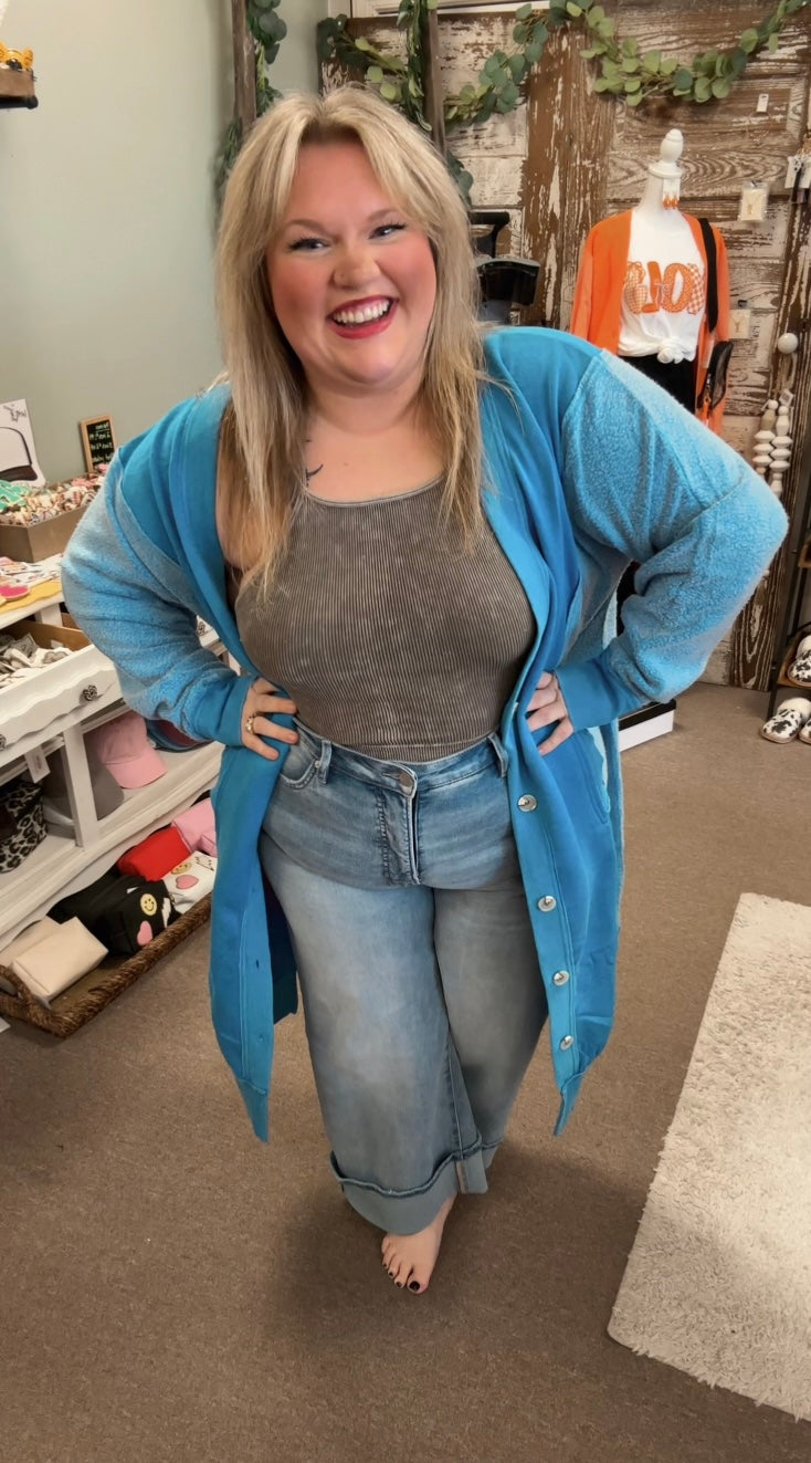 Blakeley Desi Sweatshirt Cardigan