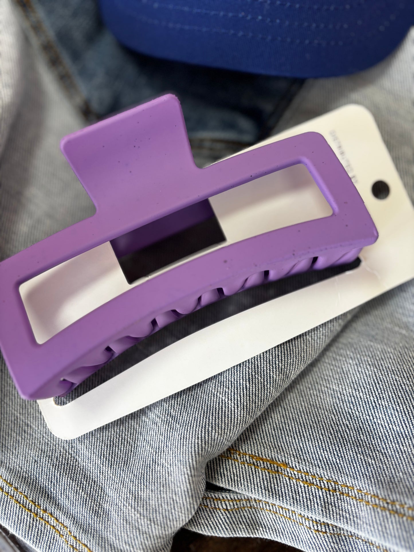 Matte Claw Clip