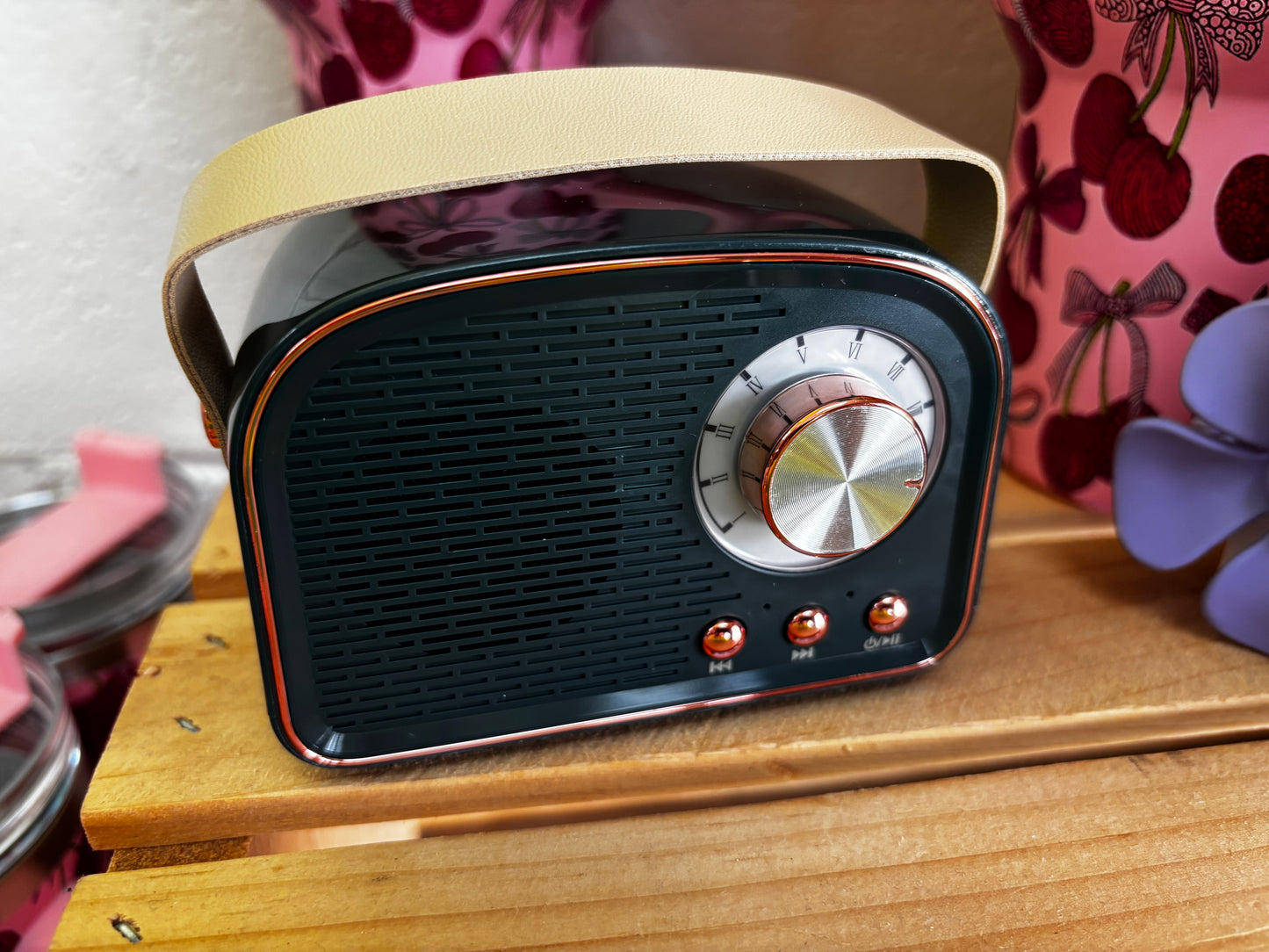 Vintage Vibe Wireless Speaker