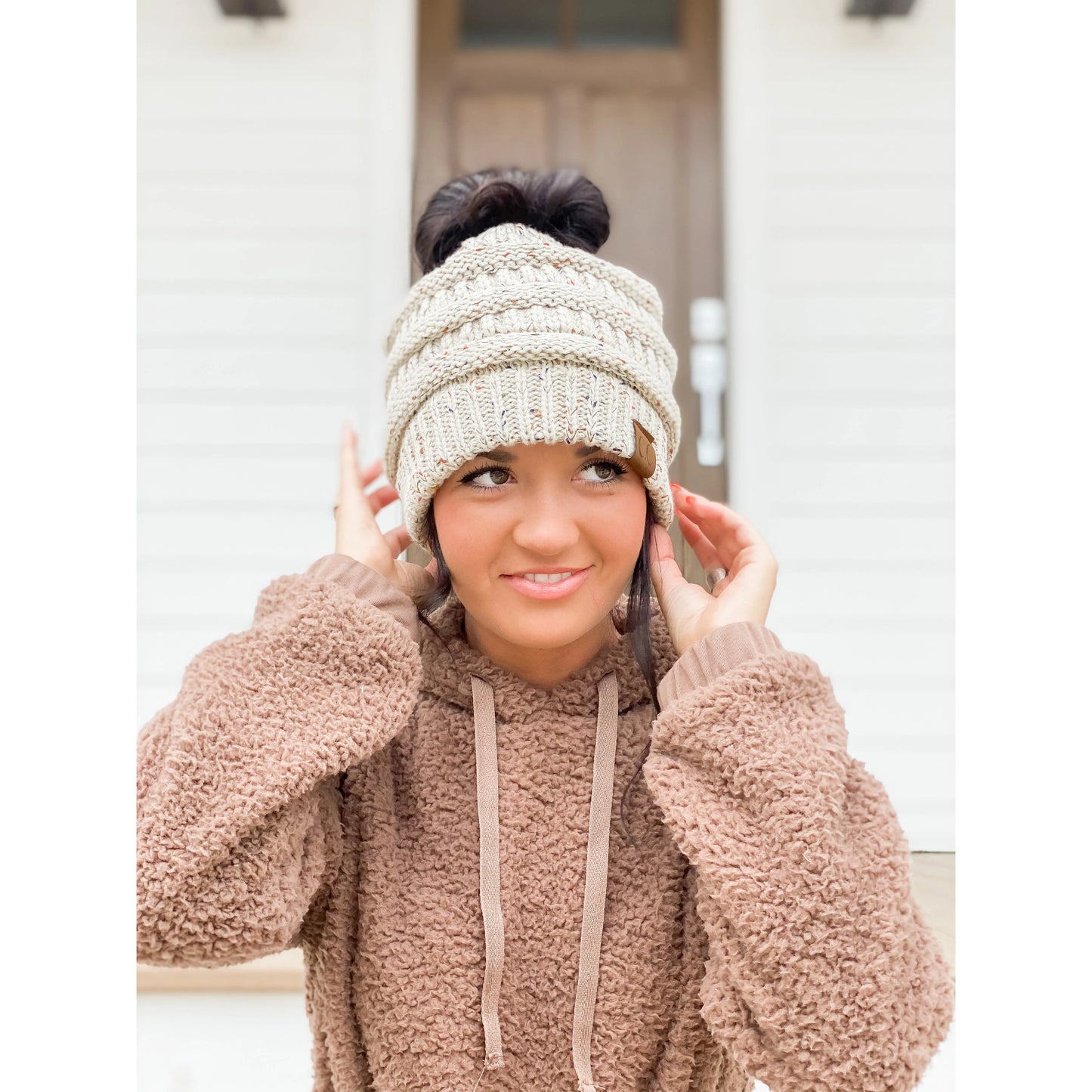 Solid Classic CC Beanie Tail