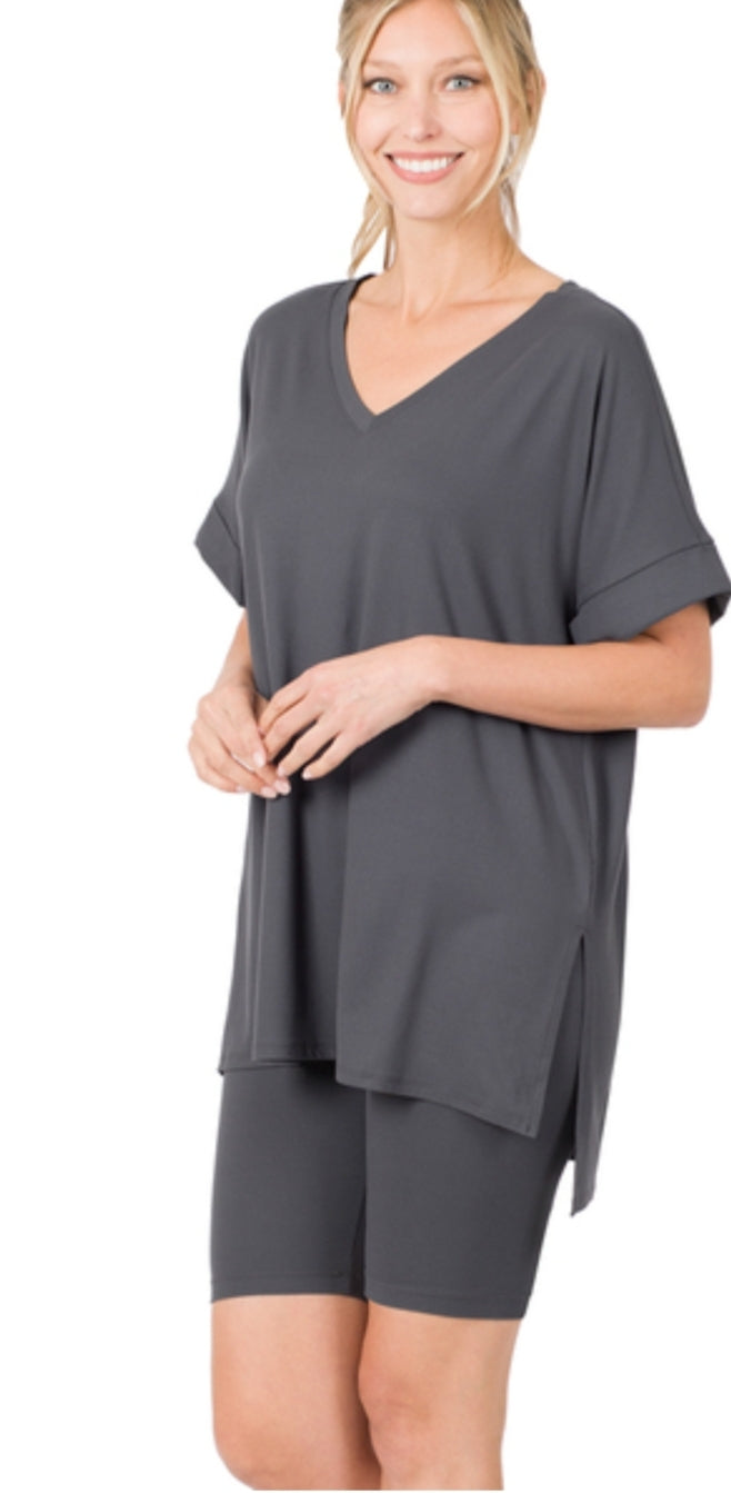 BRUSHED DTY MICROFIBER V-NECK TOP WITH SHORTS