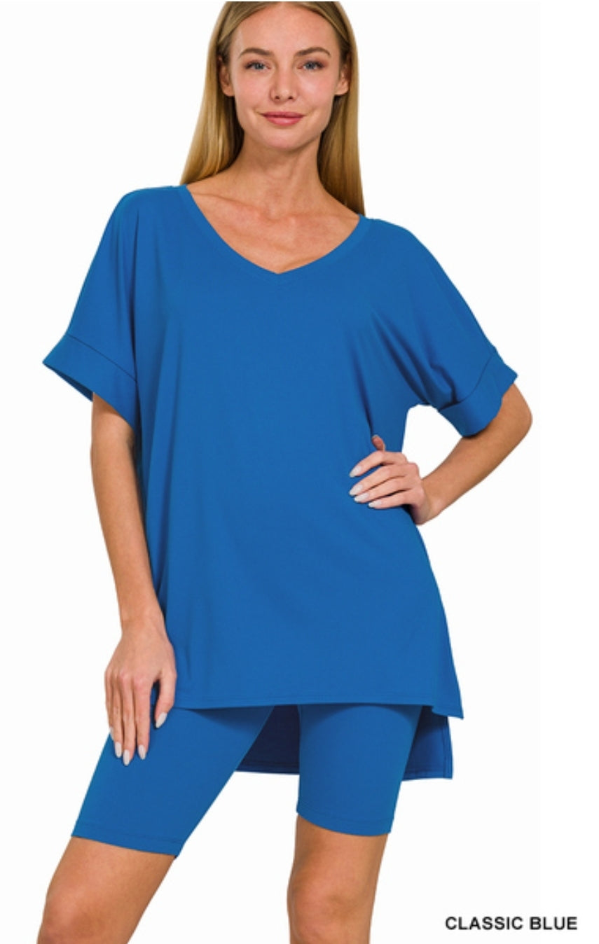 BRUSHED DTY MICROFIBER V-NECK TOP WITH SHORTS