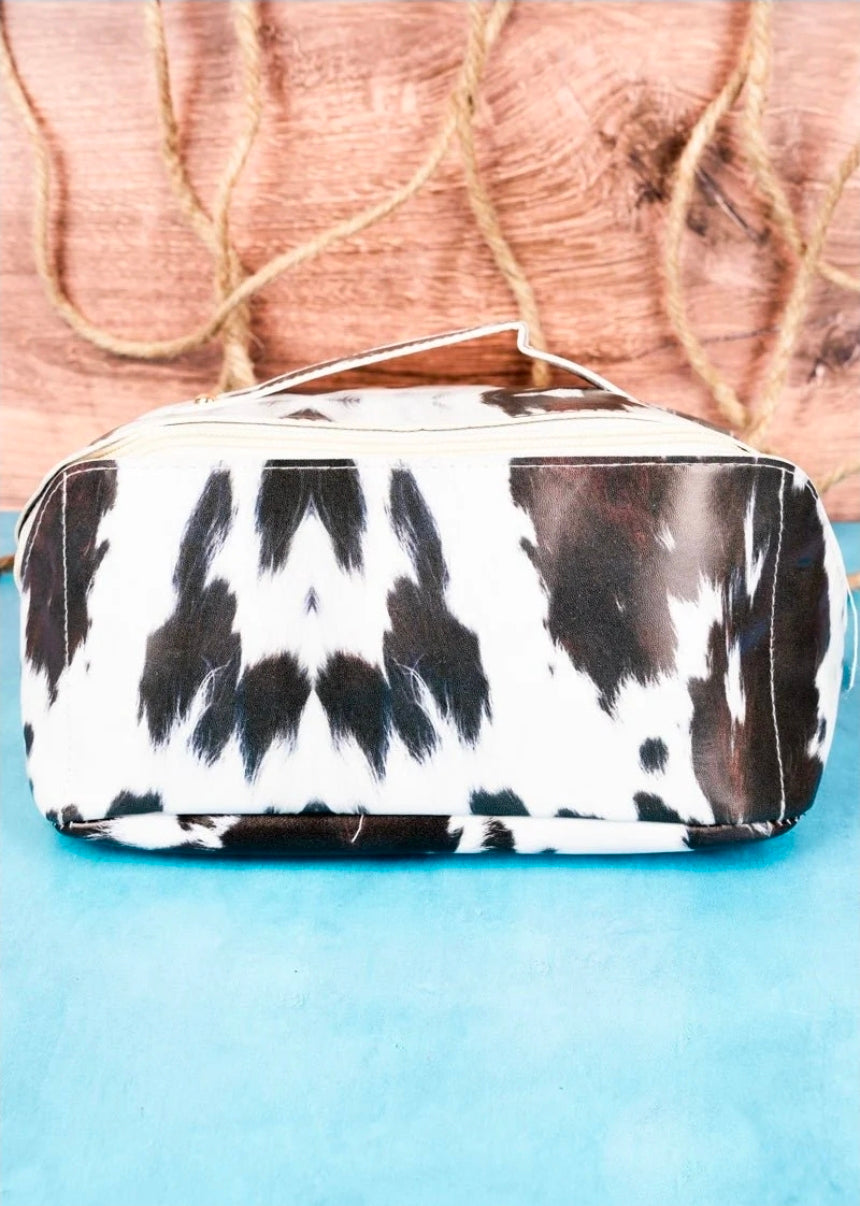 Seize The Moo-Ment Jetsetter Expandable Makeup Bag