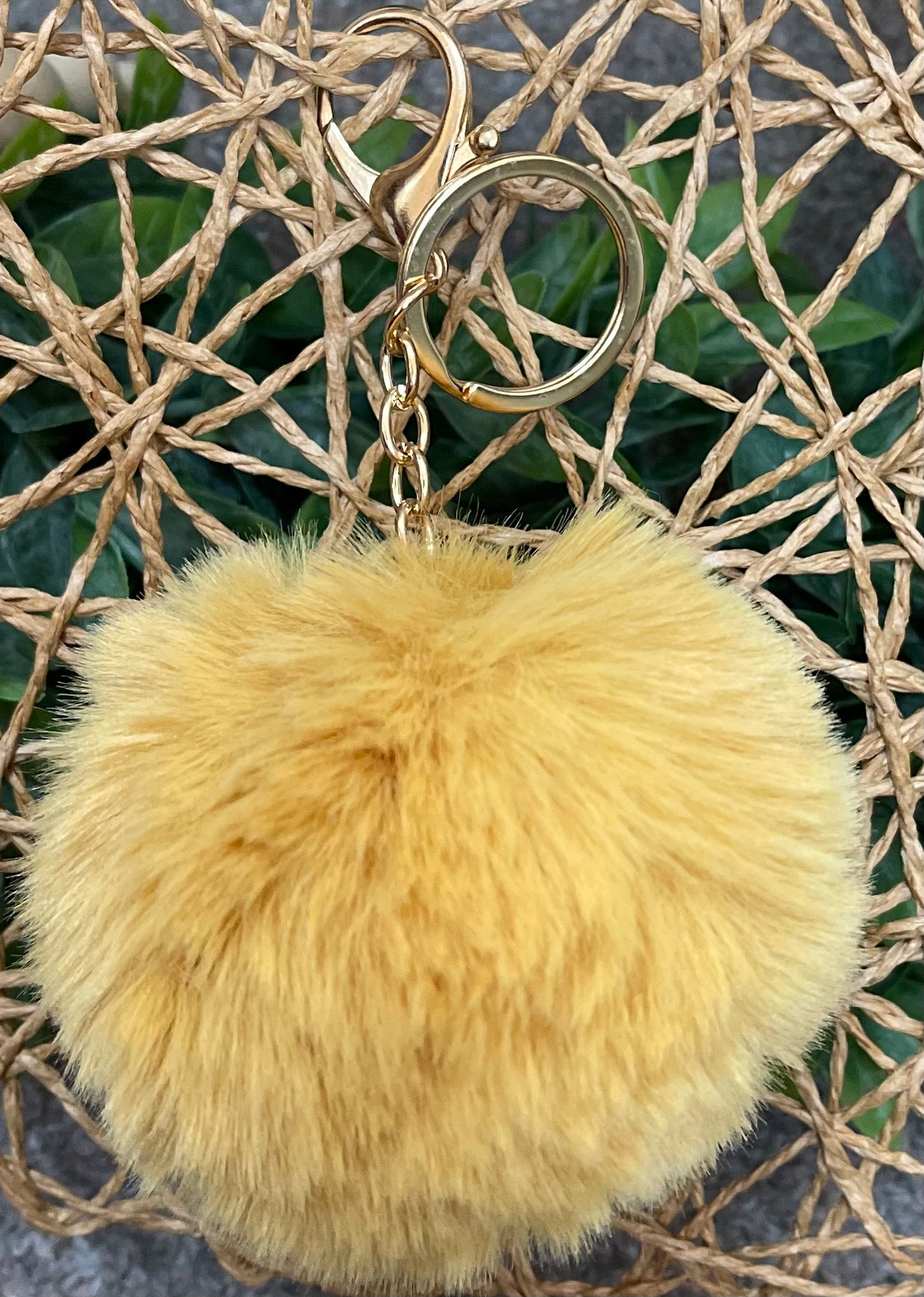 Fur Pom Pom keychain