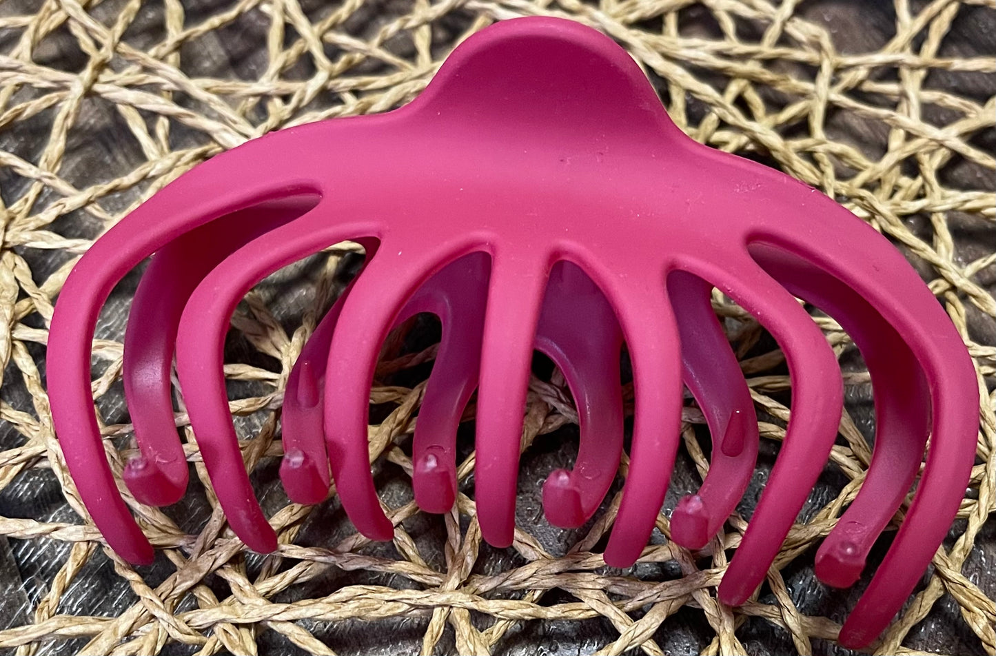 Matte large claw clips