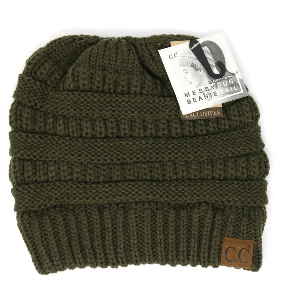 Solid Classic CC Beanie Tail