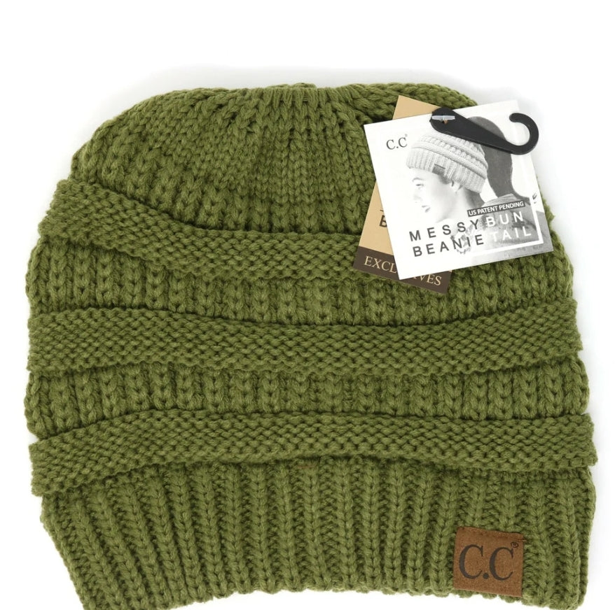 Solid Classic CC Beanie Tail