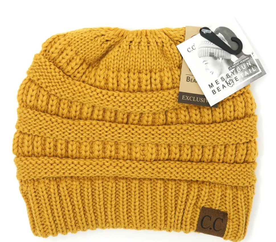 Solid Classic CC Beanie Tail