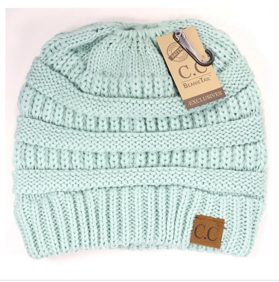 Solid Classic CC Beanie Tail