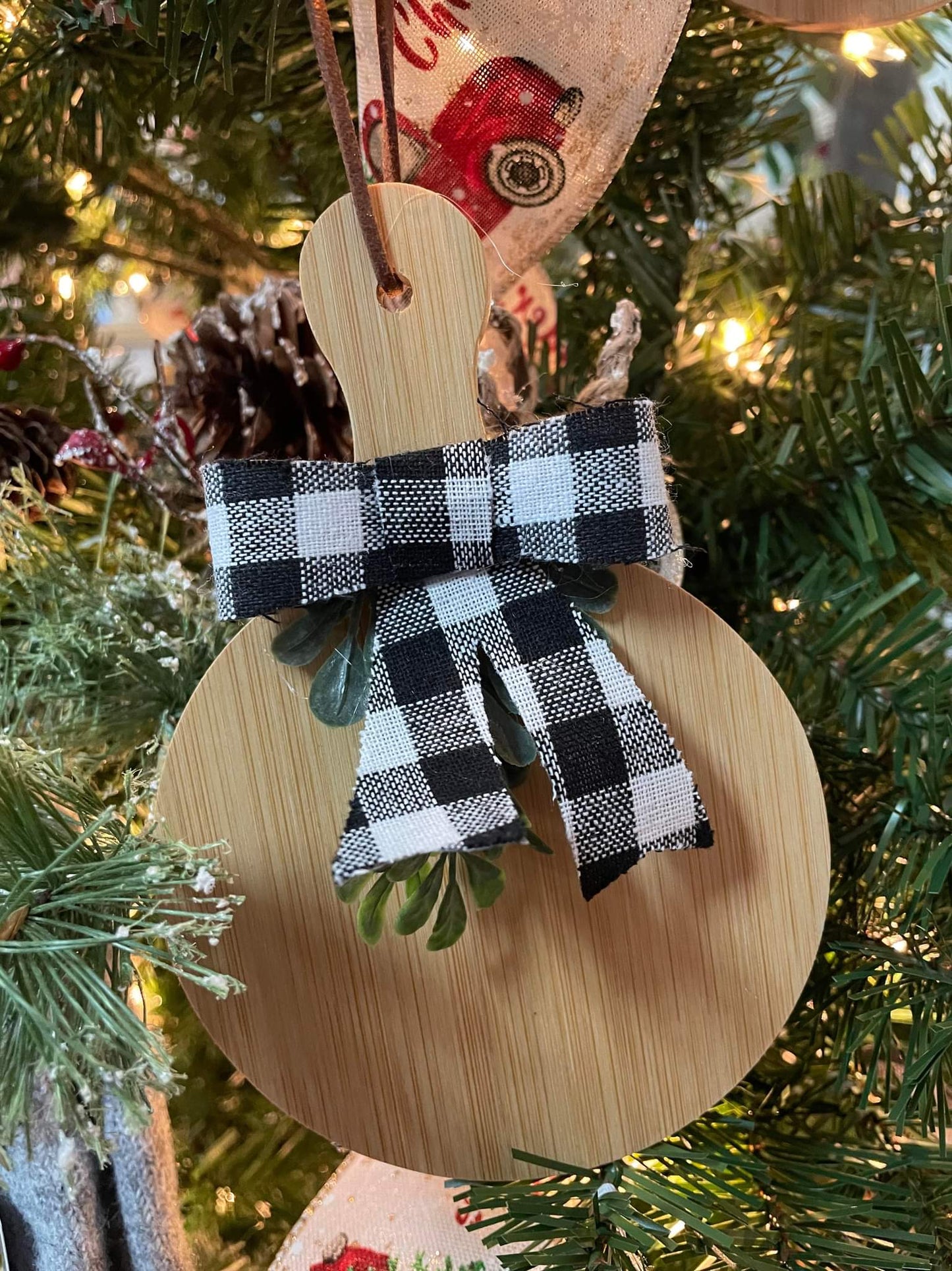 Customizable Ornament