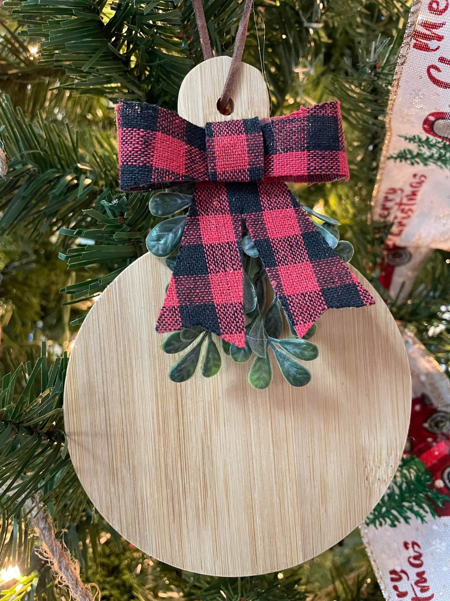 Customizable Ornament