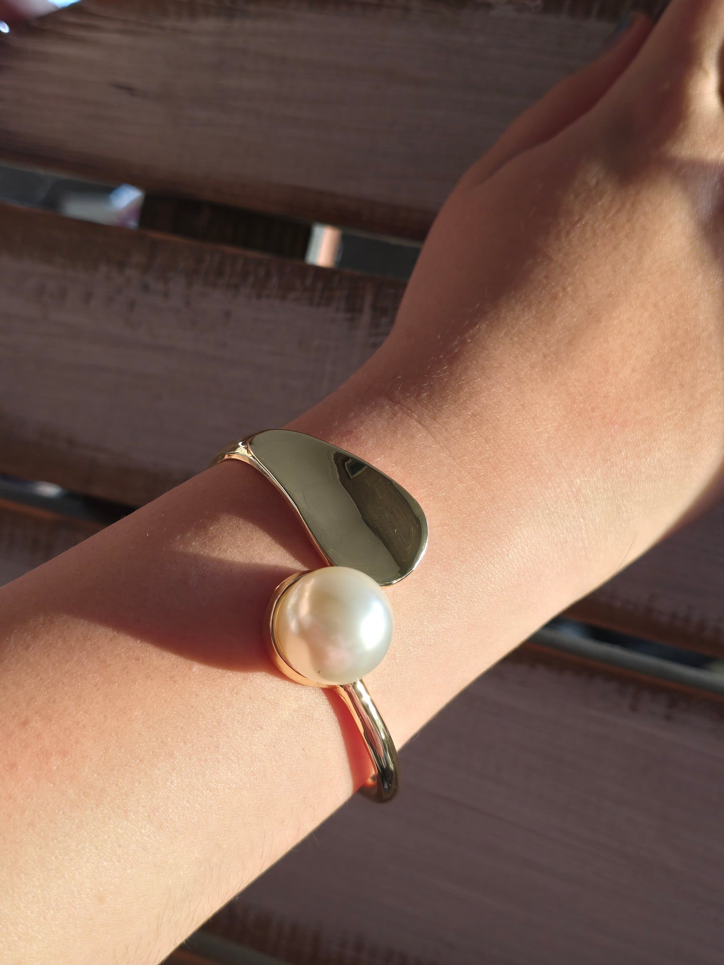 Scoop Bangle with large faux pearl