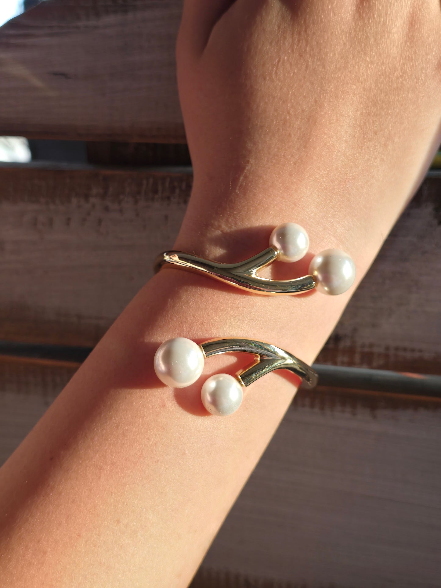 Faux Pearl Double Sided Bangle