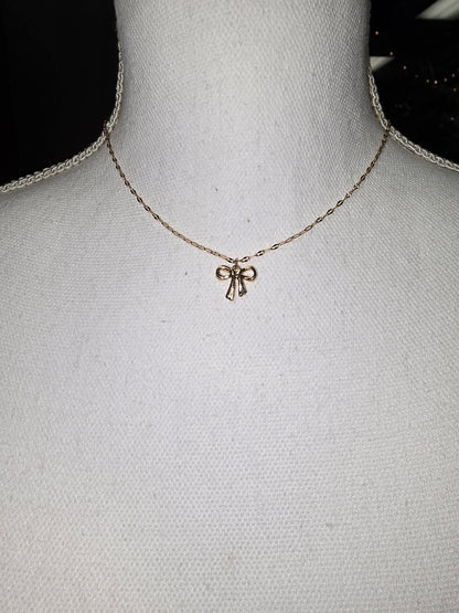 Dainty Goldtone Bow Necklace & Round Earring Set