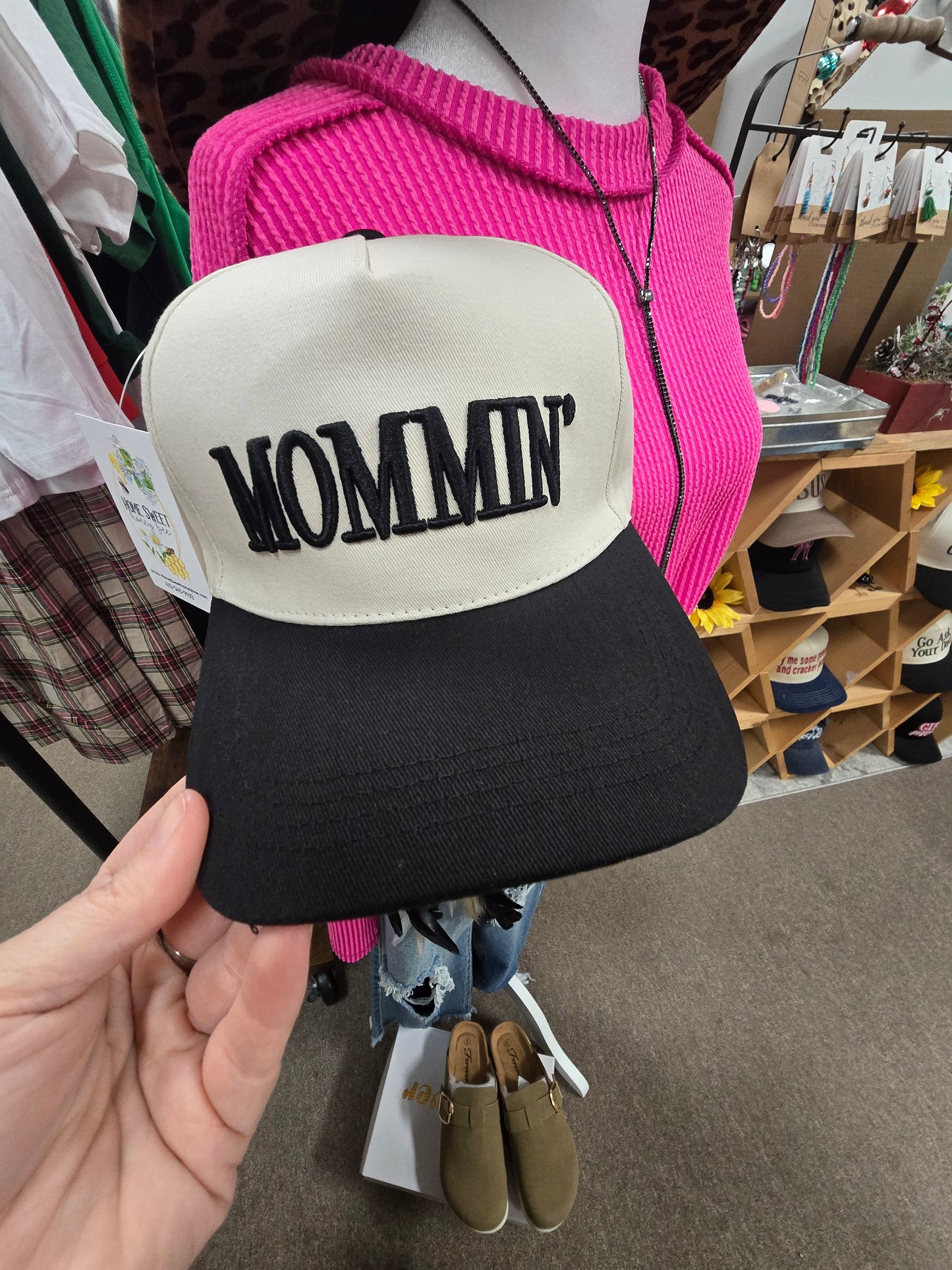 Mommin' Trucker Hat