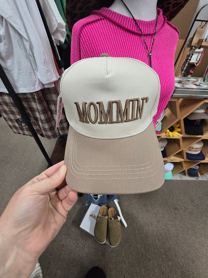 Mommin' Trucker Hat