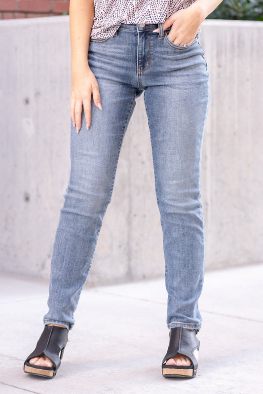 Judy Blue Midrise Slim Fit Jeans