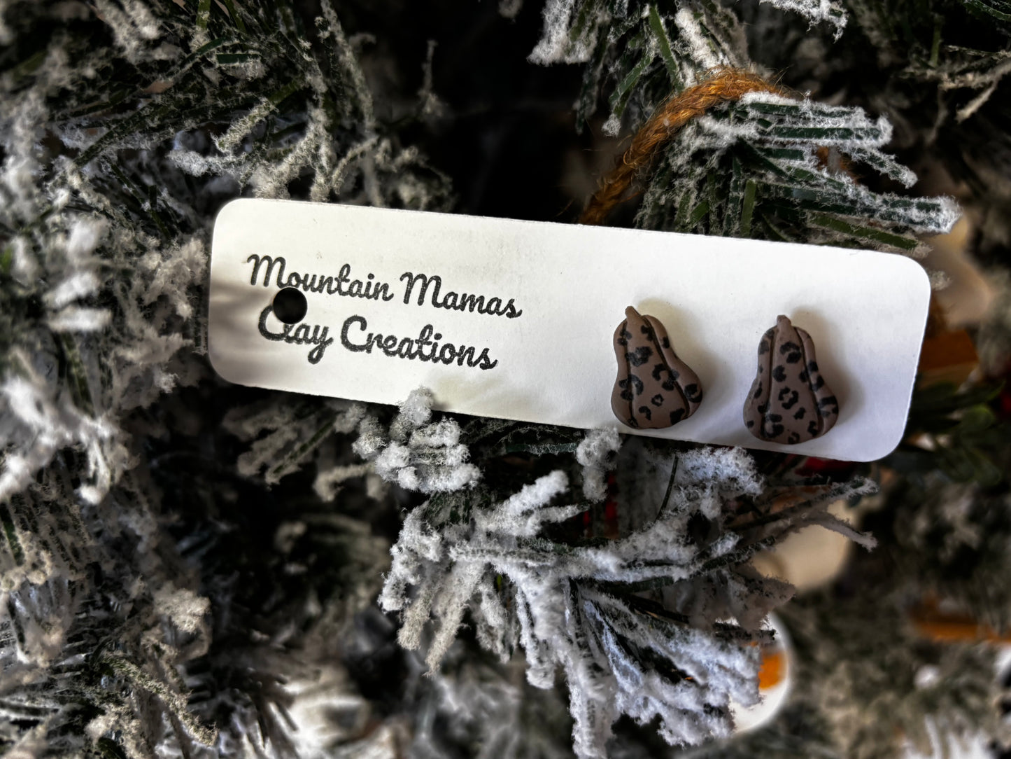 Clay Gourd Stud Earrings