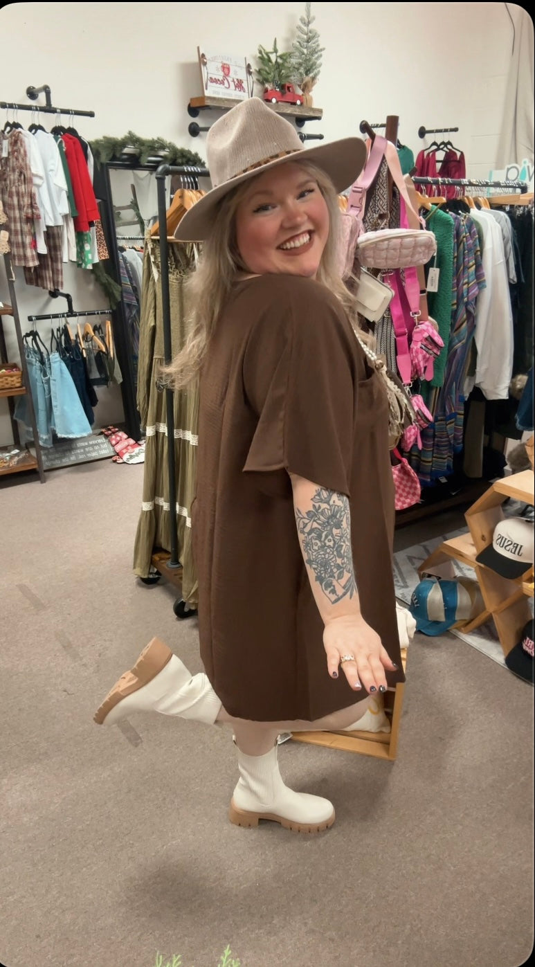 WOVEN AIRFLOW V NECK T SHIRT DRESS WITH POCKETS