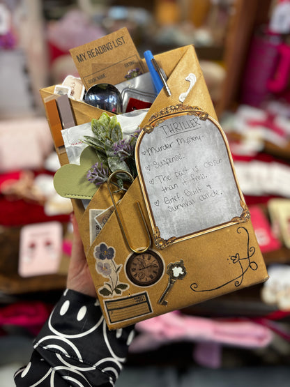 Blind Date with a Book IN STORE/IN STOCK