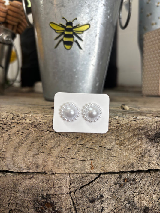 Flower Faux Pearl Studs