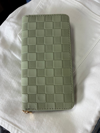 Monochromatic Checkered Wallet