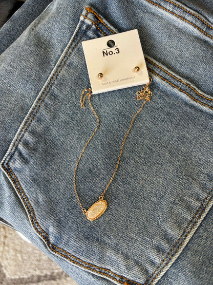 Druzy Pendant Necklace & Round Earring set