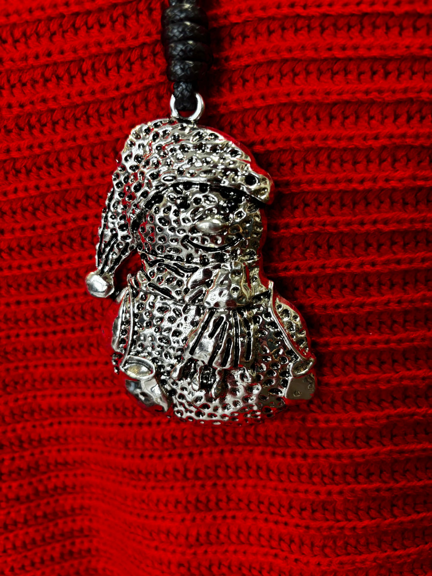 Long Necklace With Large Broch