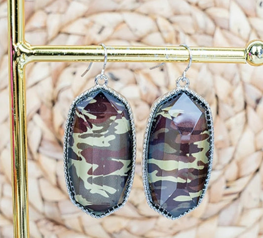 Mia Camo Silvertone Earrings