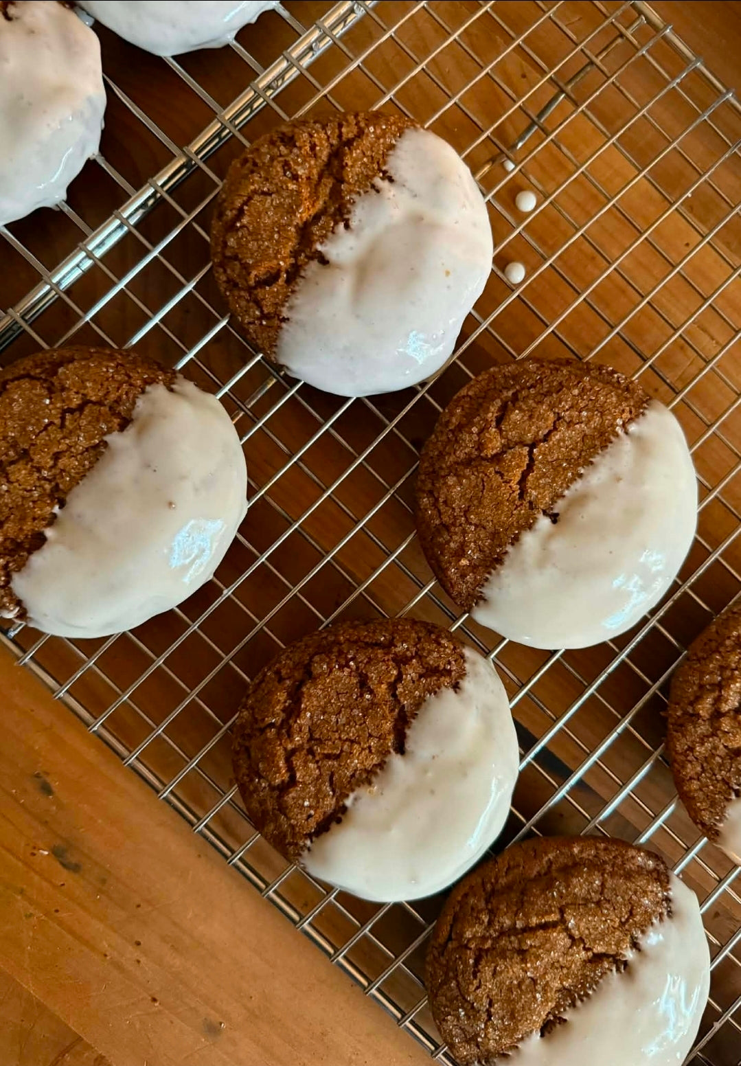 Gingerbread Crinkle Cookies