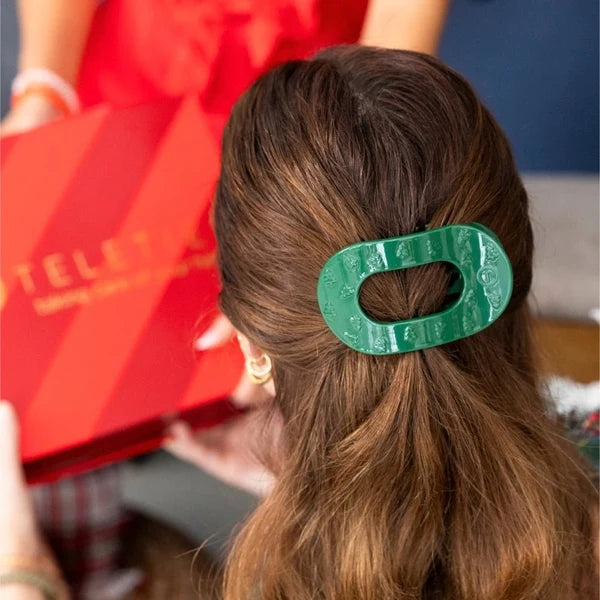 O Christmas Tree Flat Round Hair Clip