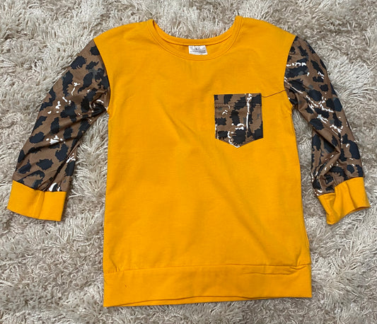 Boys Camo Sleeve Pocket Top